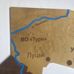 Дерев'яна мапа територіальної структури УПА (Української повстанської армії), колір Палісандр