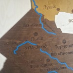 Дерев'яна мапа територіальної структури УПА (Української повстанської армії), колір Палісандр