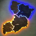 Мапа Рівненської області на акрилі з підсвіткою між районами, колір Вулкан
