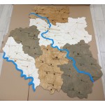 Дерев'яна багатошарова мапа Вінницької області з районами та річками, колір Хакі