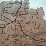 Дерев'яна карта Вінницької області на акрилі з підсвіткою між районами, колір Браун
