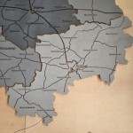 Мапа Волинської області з дерева на акрилі з підсвіткою між районами, колір Модерн
