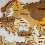 Багатошарова дерев'яна 3Д карта світу на стіну як у Буданова