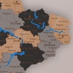 Дерев'яна карта України з підсвічуванням та річками, колір Лофт
