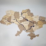 Карта України з дерева та фарбованими річками, колір Світлий Горіх