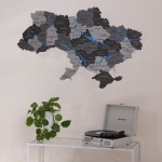 Мапа України з річками та дорогами з натурального дерева, колір Хай-Тек