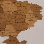 Багатошарова мапа України з дерева, колір Горіх