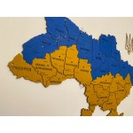 Деталізована дерев'яна карта України з підсвічуванням, колір Прапор