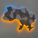 Мапа України з дерева та підсвічуванням, колір Прованс