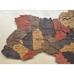 Деталізована дерев'яна мапа України з підсвічуванням річок, колір Брауні