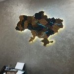 Карта України з підсвіткою річок та кордонів, колір Вулкан