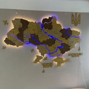 Деталізована карта України з підсвіткою річок, колір Карамель