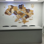 Деталізована карта України з підсвіткою річок, колір Карамель