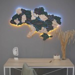 Карта України з підсвіткою та річками, колір зелено-коричнева